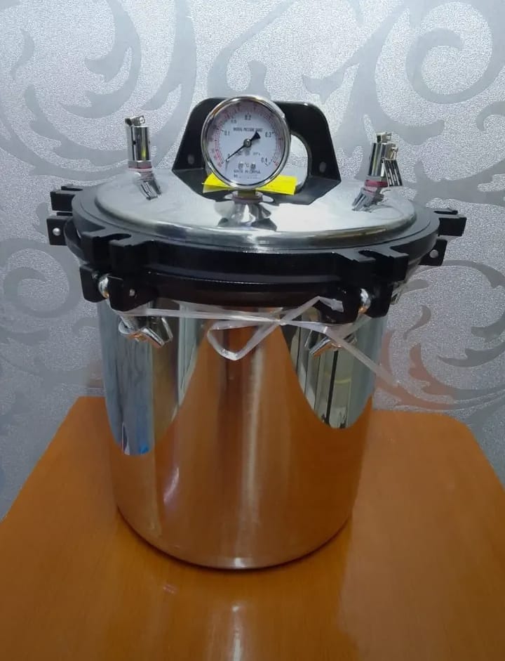 Autoclaving Machine
